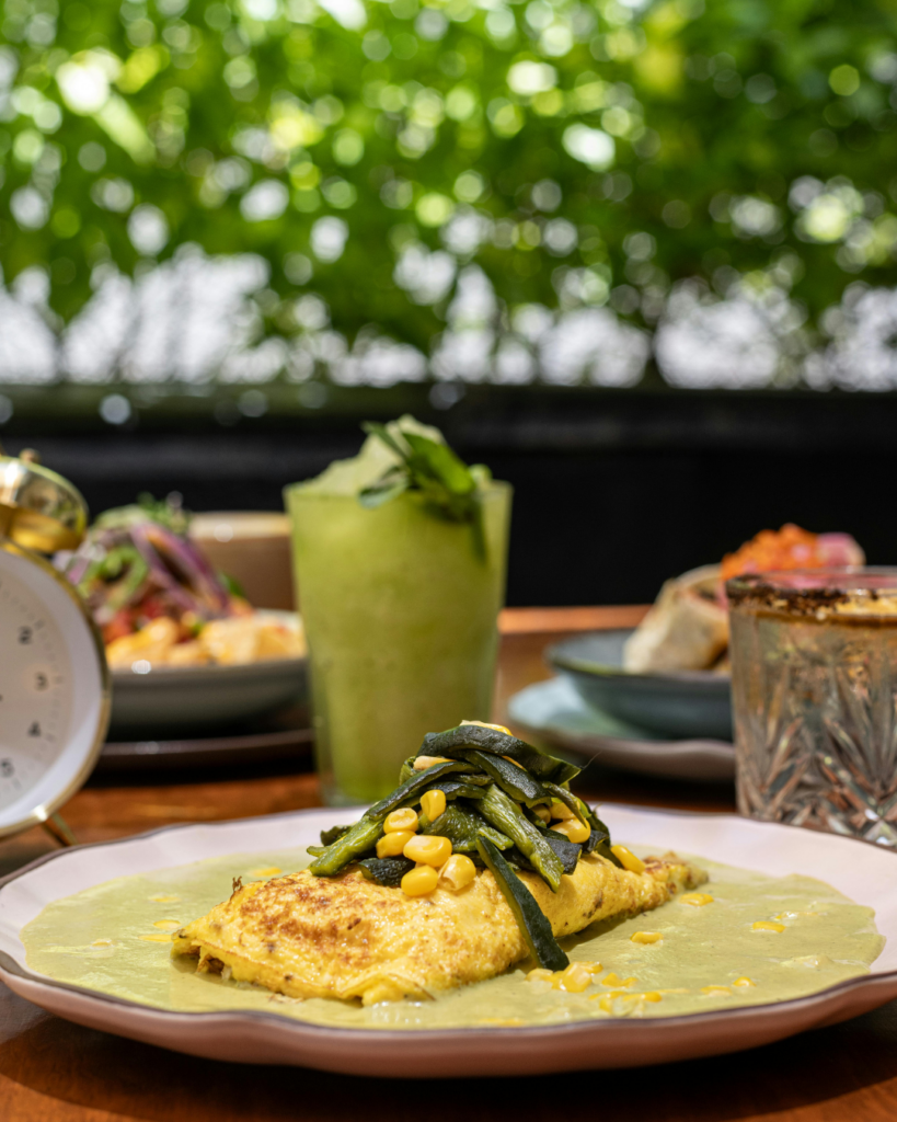 Protein-rich scrambled eggs made with organic KaLOHAS® - Green Gourmet