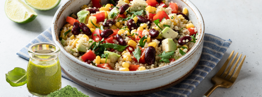 🌞 En økologisk dressing med KaLOHAS®, kokosolie og gurkemeje – rig på naturlige planteforbindelser, der indgår i kroppens normale funktion. En frisk, cremet og sundere øko-inspireret dressing